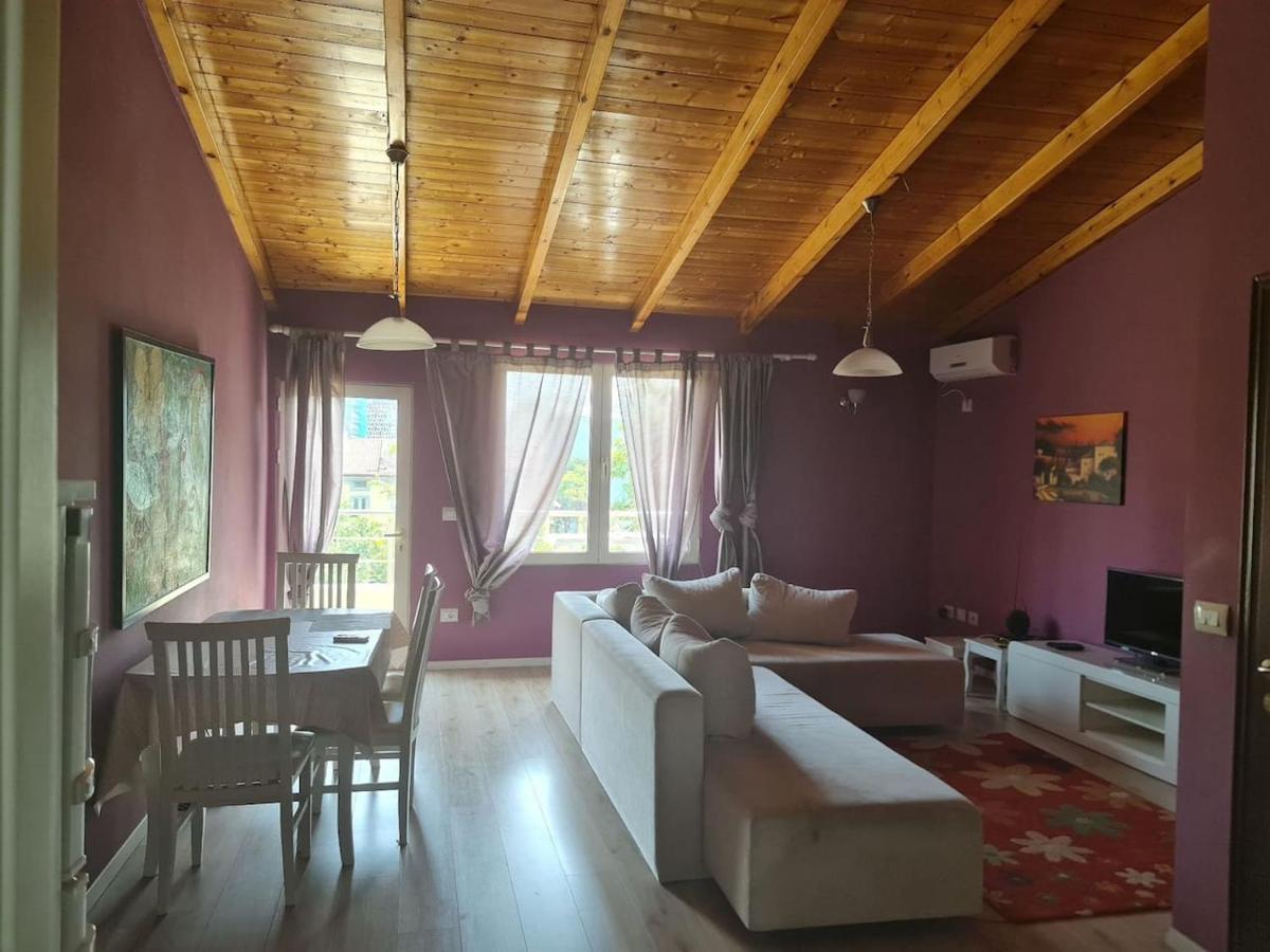 Penthahouse Shallvare Tirana Exteriör bild