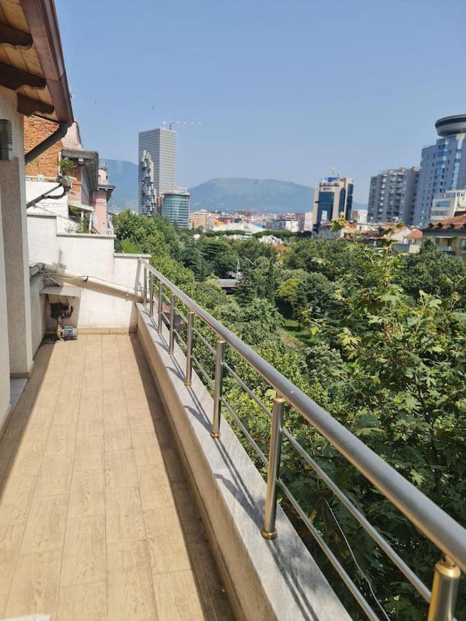 Penthahouse Shallvare Tirana Exteriör bild