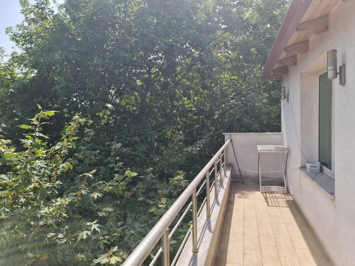 Penthahouse Shallvare Tirana Exteriör bild